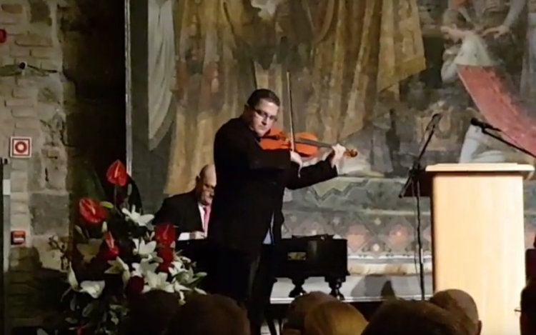 Beethoven Örömóda különlegesen Esztergomban - VIDEÓ