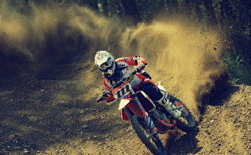 Esztergomban kezdődik meg a Motocross Bajnokság idei szezonja