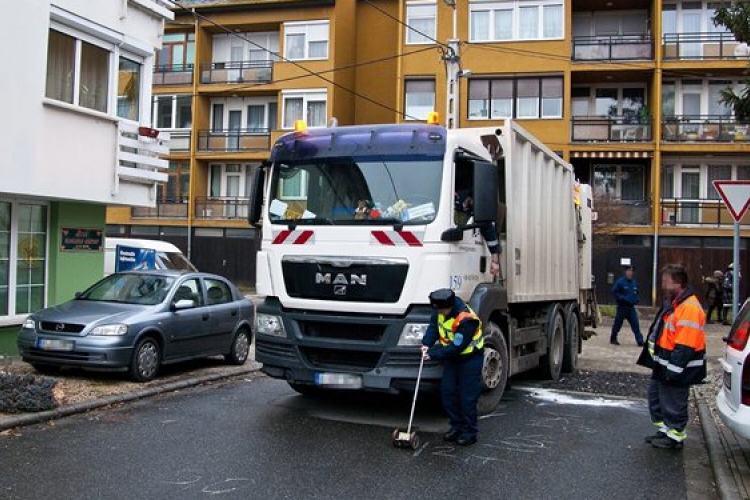Kukásautó gázolt halálra egy nőt Győrben