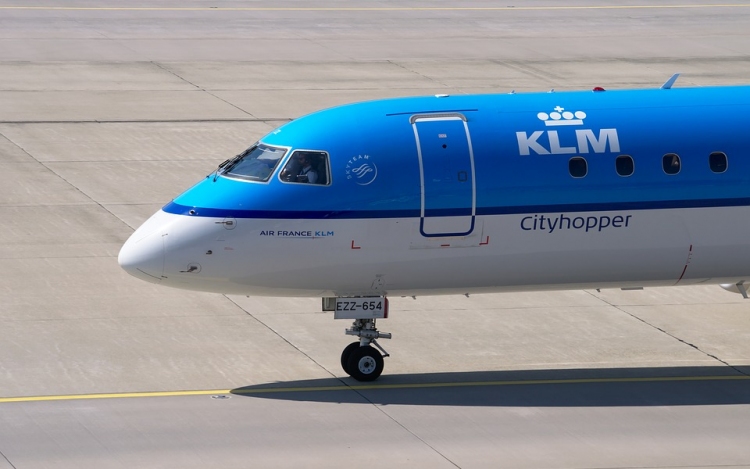 Mesterséges intelligenciát vezet be a KLM légitársaság