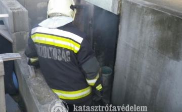 Tűz miatt 24 lakó hagyta el otthonát Dorogon – Nyergesen is felcsaptak a lángok