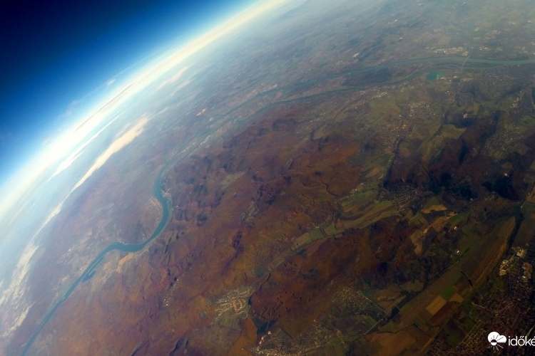 Elképesztő légi fotók az őszi Dunakanyarról – KÉPEK ÉS VIDEÓ