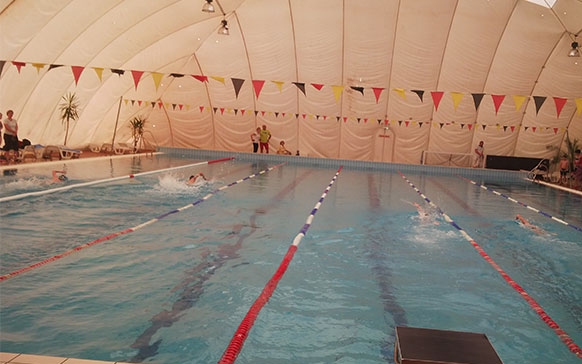 Ifjú úszóink Békatalálkozón versengtek Dorogon