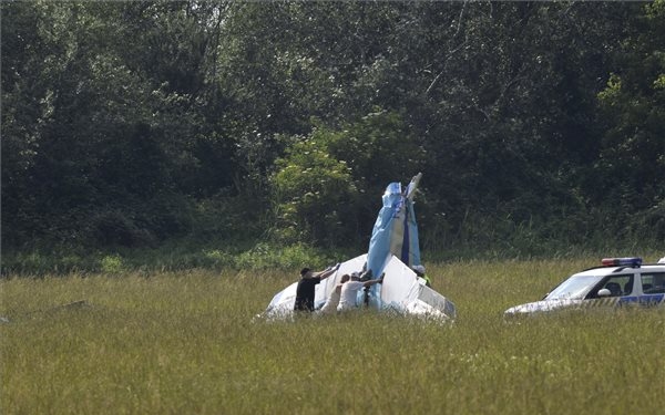 Hónapokig tarthat a halálos repülőgép-baleset vizsgálata