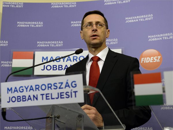 Varga Mihály nemzetgazdasági miniszter