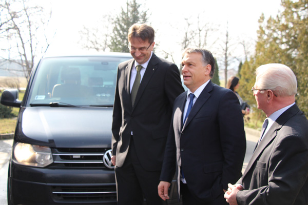 Orbán Viktor Táton