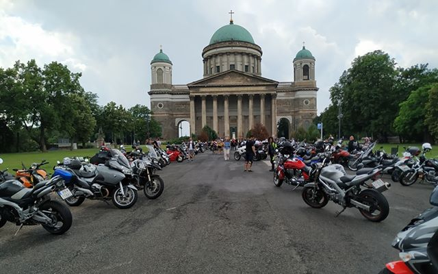 Több mint félmillióval többet gyűjtöttek az angyali motorosok