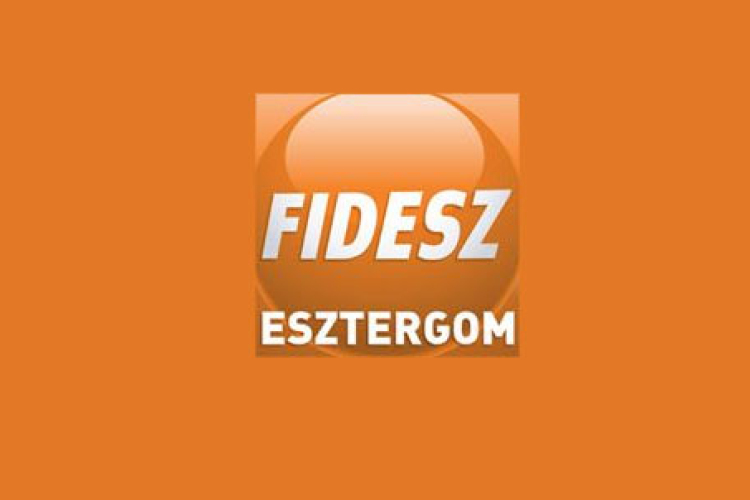 Feloszlatták a Fidesz esztergomi alapszervezetét