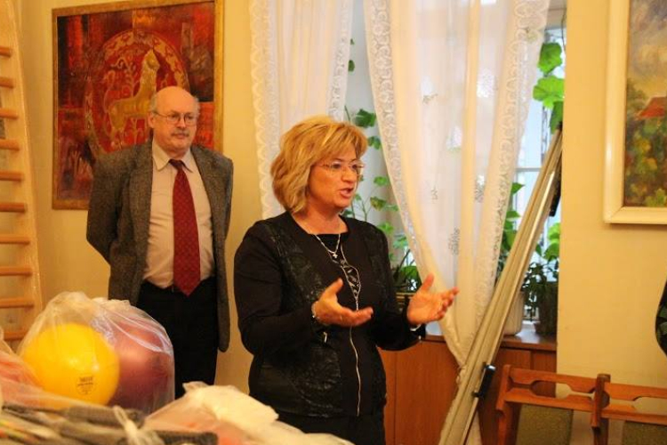 Sportszereket ajándékozott Esztergom