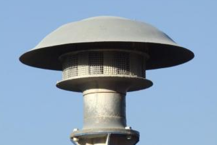 Hétfőn újra megszólalnak a szirénák