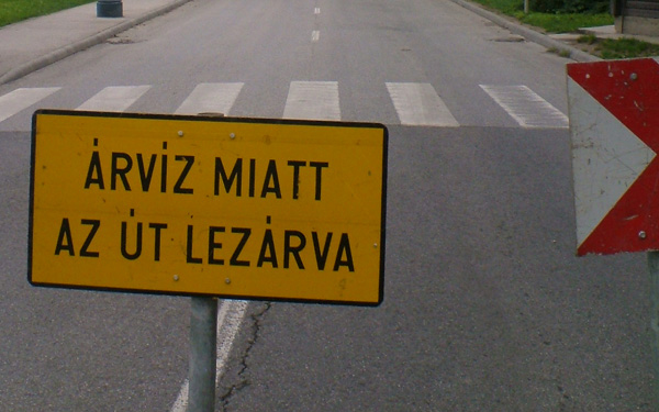 Ismét lezárták a Kertváros felé vezető utat