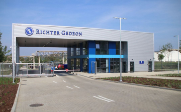 Negyvenegy iskolát támogat idén a Richter alapítványa