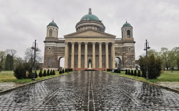 Ma 165 éve szentelték fel az esztergomi bazilikát