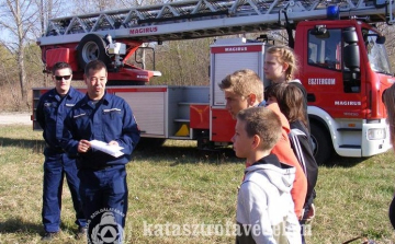 Esztergomban döntőznek a fiatalok