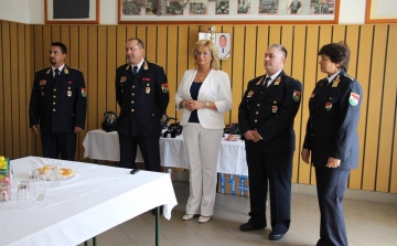 Profi eszközök vásárlásában támogatta Esztergom a tűzoltókat