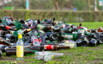 3200 KÖBMÉTER ÚT MENTI ILLEGÁLIS HULLADÉKOT GYŰJTÖTT ÖSSZE EGYETLEN HÉT ALATT A MAGYAR KÖZÚT