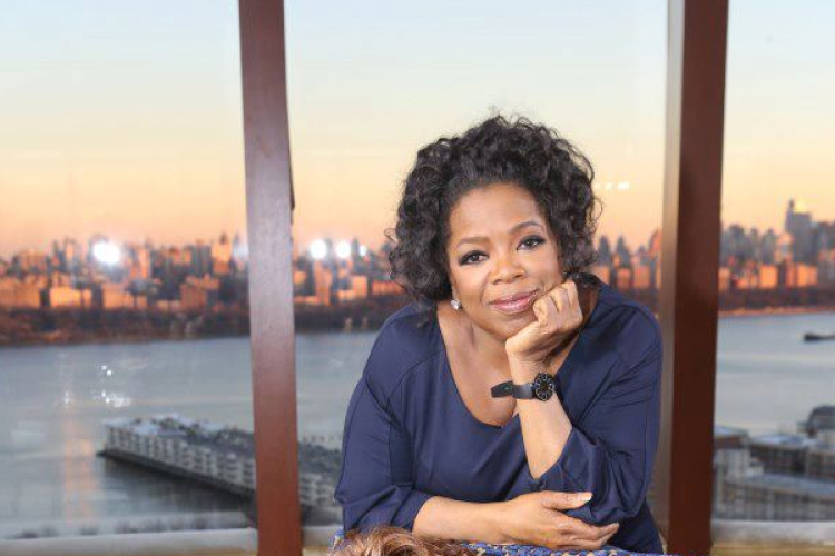 Globális, 24 órás élő online műsort készít Oprah Winfrey