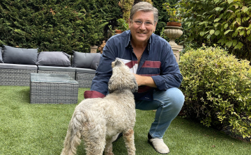 Kautzky Armand három kutyája új játszóterepet kapott