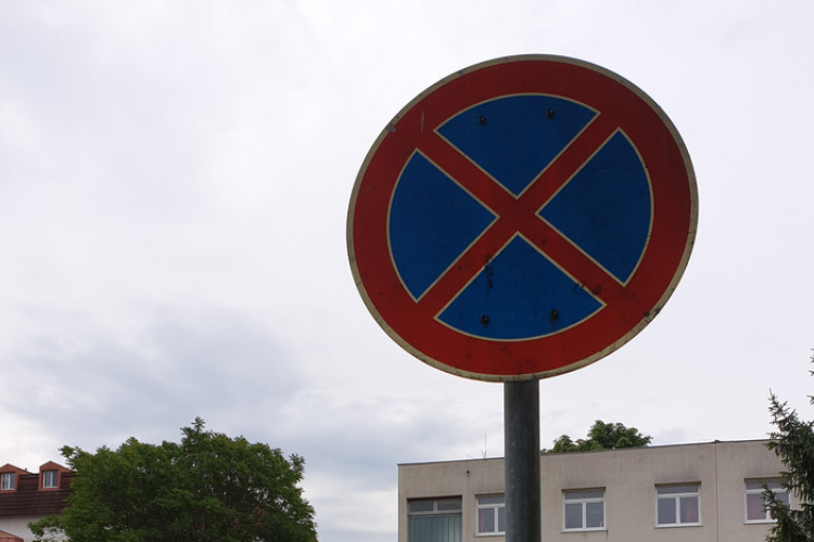 Parkolási szokások Esztergomban - Biztos, hogy így lehet csak? - FOTÓK