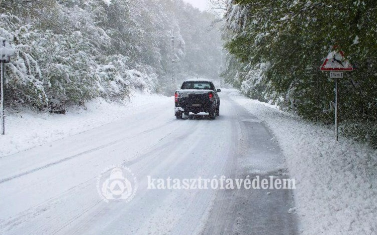 Újra járható a Pilisszentlélekre vezető út