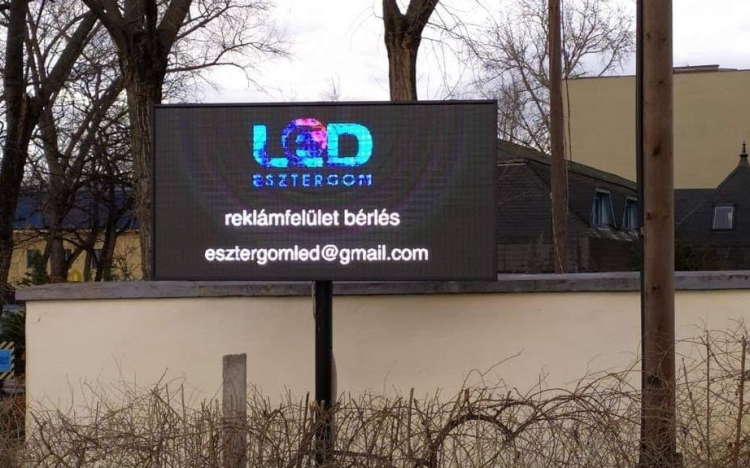 LED reklámfelület bérlés Esztergomban elsőként!