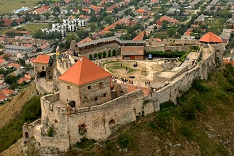 Nyilvános ülést tartanak a Veszprém megyei várkapitányok 