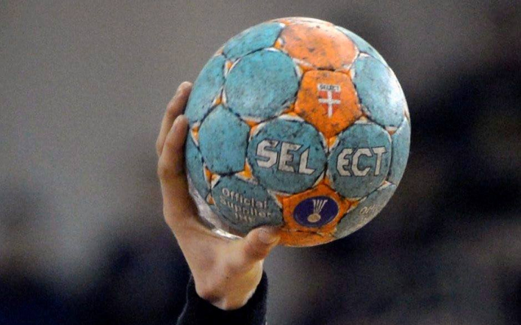 Villámtornán hazai pályán a kézis lányok – Szurkoljunk!