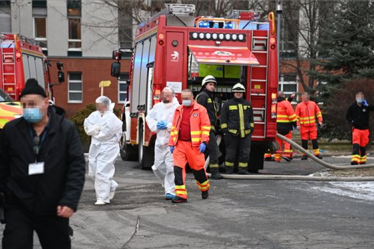 Tűz ütött ki a Szent Imre kórházban, egy ember meghalt