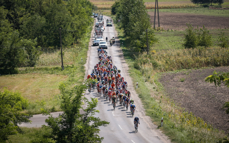 Élőben nyomon követhető a Tour de Hongrie esztergomi szakasza is