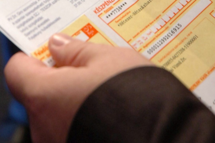Díjbeszedők járják Esztergomot és a térséget