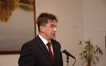 Államtitkár az esztergomi Polgári Szalonban