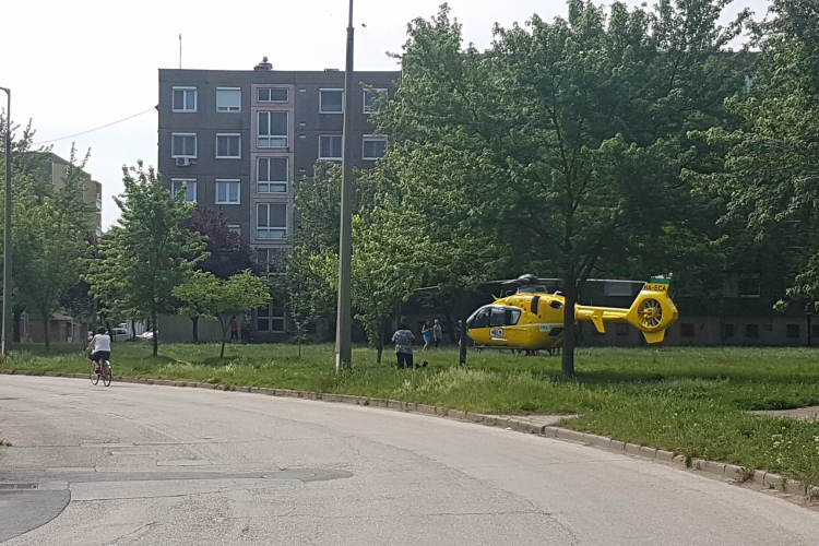 Mentőhelikopter érkezett Dorogra - VIDEÓVAL