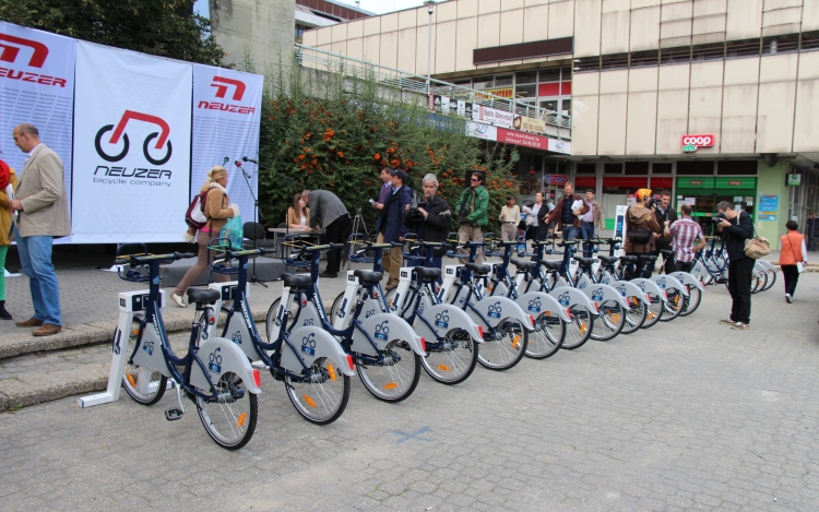 Elindult az ország első közösségi kerékpáros rendszere Esztergomban