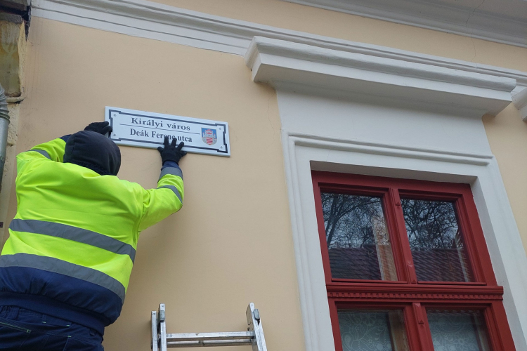 Január végéig Esztergomban 20 utcában, illetve téren helyeznek ki új névtáblákat