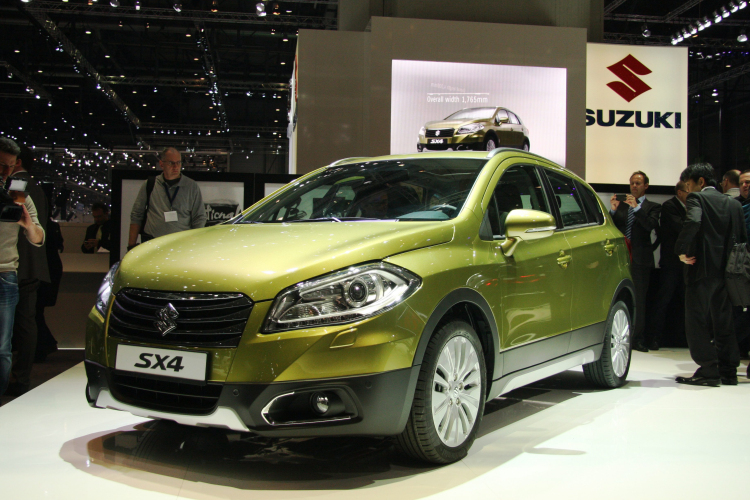 A genfi autószalonon debütál az új Suzuki SX4