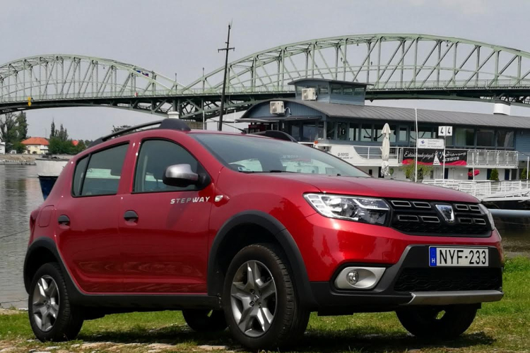 Így maxold ki a szabadidő-jellemet! – Teszt: Dacia Sandero Stepway 1,5 dCi