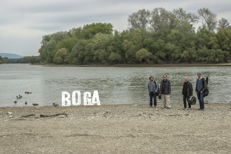 Improvizatív, időtlen, éterikus – Boga koncert Esztergomban