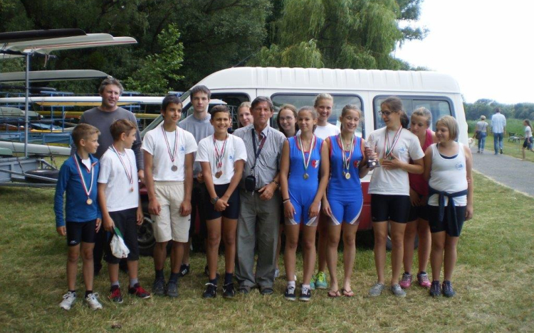 Esztergomi evezősök lettek a legeredményesebbek a Tatai Regattán