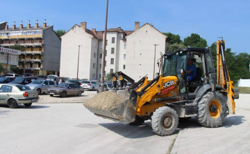 Hétfőtől már ingyen parkolhatunk a Bástya-parkolóban