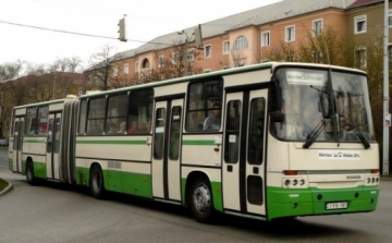 Újra betérnek a buszok a kesztölci Öregfaluba