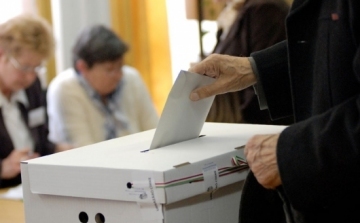 Választás: eddig a választók 45,63 százaléka szavazott Esztergom térségében