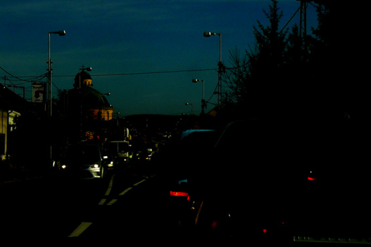 Közvilágítás - teljes sötétség várható rövidesen Esztergomban