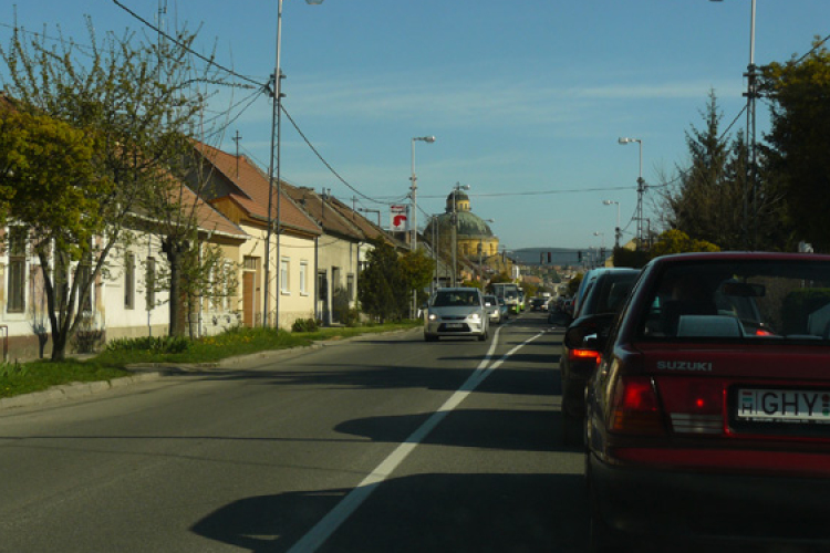 Többen az utakon - a jó időben se lankadjon a figyelem 