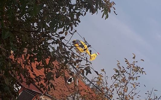 Mentőhelikopter érkezett Esztergomba - VIDEÓ