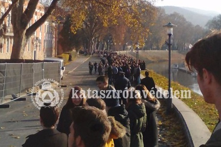 Minden diák „kimenekült” az Árpád-házi iskolából