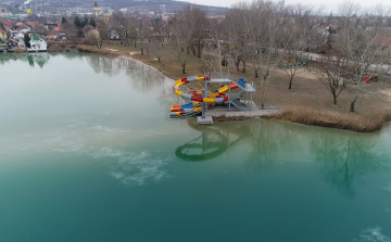 Ilyen a befagyott Pala felülről – VIDEÓ