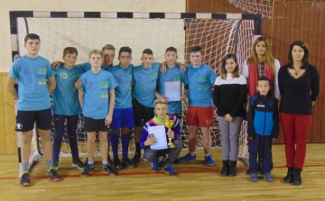 Küzdelmes presztízscsatában nyerték a Szendy-kupa döntőjét az esztergomi fiatalok
