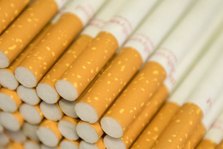 Illegális cigarettagyárat számoltak fel Budapesten