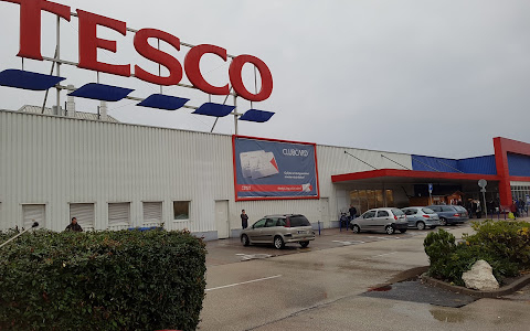 Már Esztergomban és környékén is házhoz szállít a Tesco