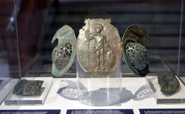 A Dunában talált római díszpáncél lett a Hónap kincse